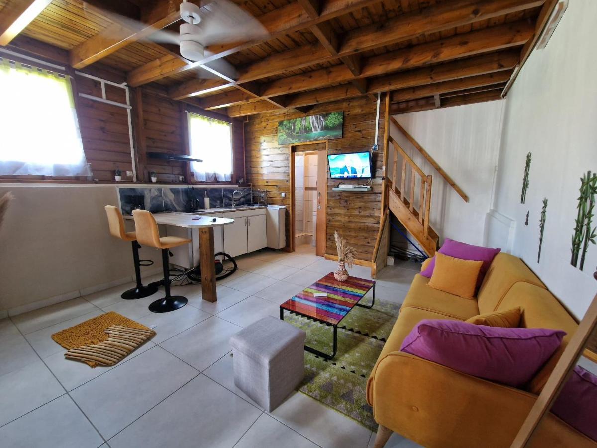 Le Cosy Bungalow De Lili / 5Min De L'Aeroport Лес Абимес Екстериор снимка